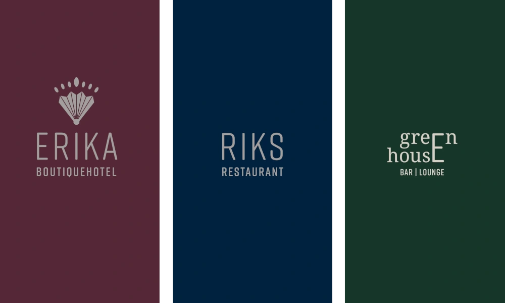 Drei nebeneinander platzierte Logos für Erika Boutiquehotel, Riks Restaurant und Greenhouse Bar & Lounge auf burgunderrotem, dunkelblauem und grünem Hintergrund.